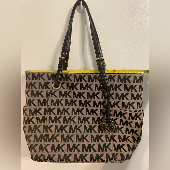 Michael Kors Tote - Picture 2 of 11